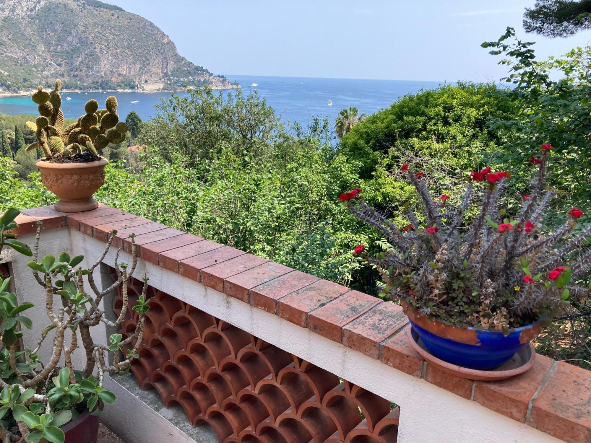 Appartement Independant Dans Villa Eze Bord De Mer Zewnętrze zdjęcie
